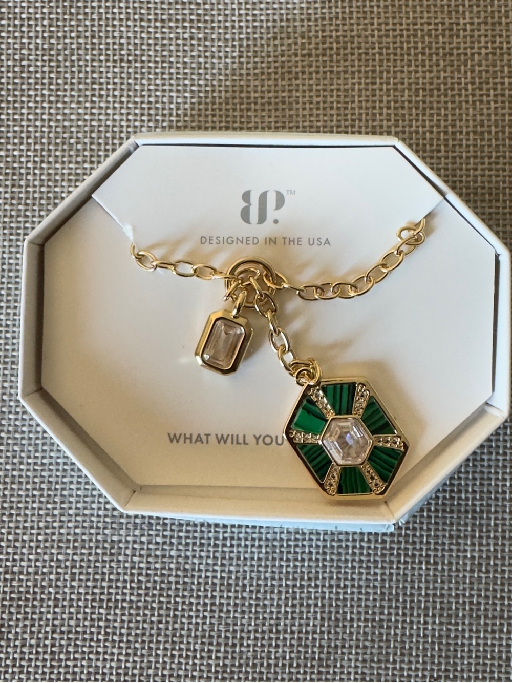 🌟New With Box Bomb Party Malachite Necklace